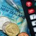 Những nhà giao dịch mua NZD/USD tấn công 0,7050 dựa trên dữ liệu việc làm Quý 2 của NZ