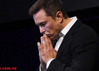 Elon Musk gặp khủng hoảng khi cổ phiếu Tesla lao dốc gây tổn thất hơn 11 tỷ USD trong 1 đêm