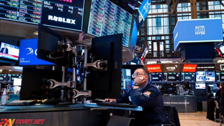 Chứng khoán Mỹ hỗn hợp khi kết thúc giao dịch - Dow Jones giảm 0,03%
