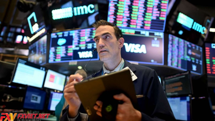 Dow kết thúc cao hơn trong phiên thứ 6, nhưng trái phiếu Kho bạc gây áp lực lên thị trường