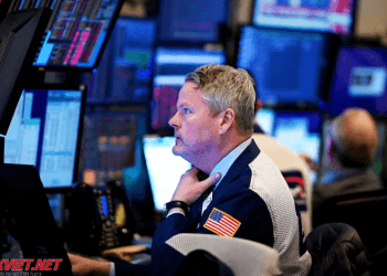 Chứng khoán Mỹ hỗn loạn khi kết thúc phiên giao dịch thứ hai - Dow Jones giảm 0,30%